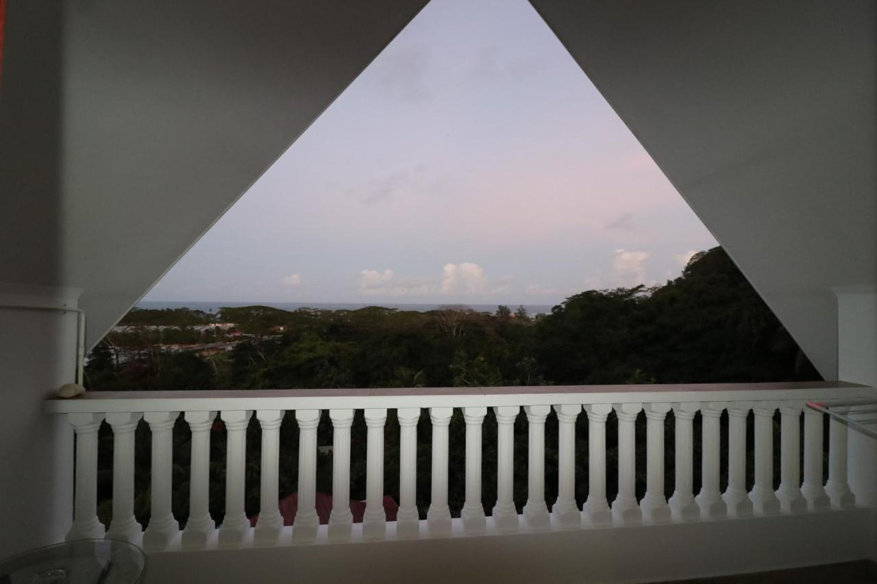 آنس رويال Le Ronce Villa المظهر الخارجي الصورة
