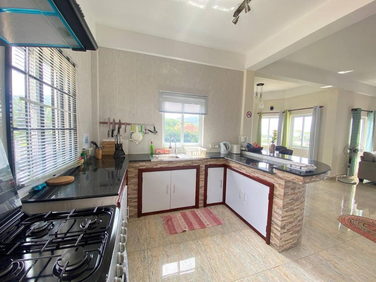آنس رويال Le Ronce Villa المظهر الخارجي الصورة